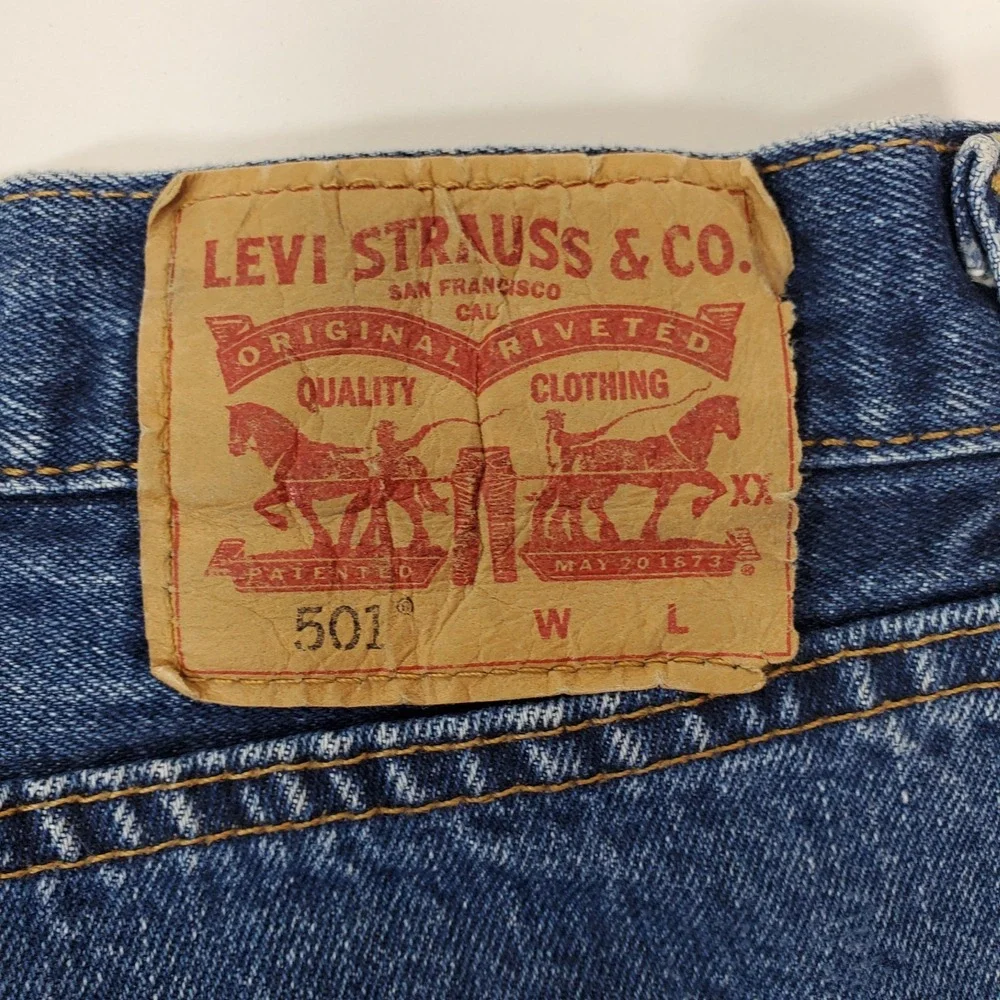 Levi's 501 Mens 48x32 Original‎ Fit 100% Cotton Button Fly Dark Wash Blue Jeans